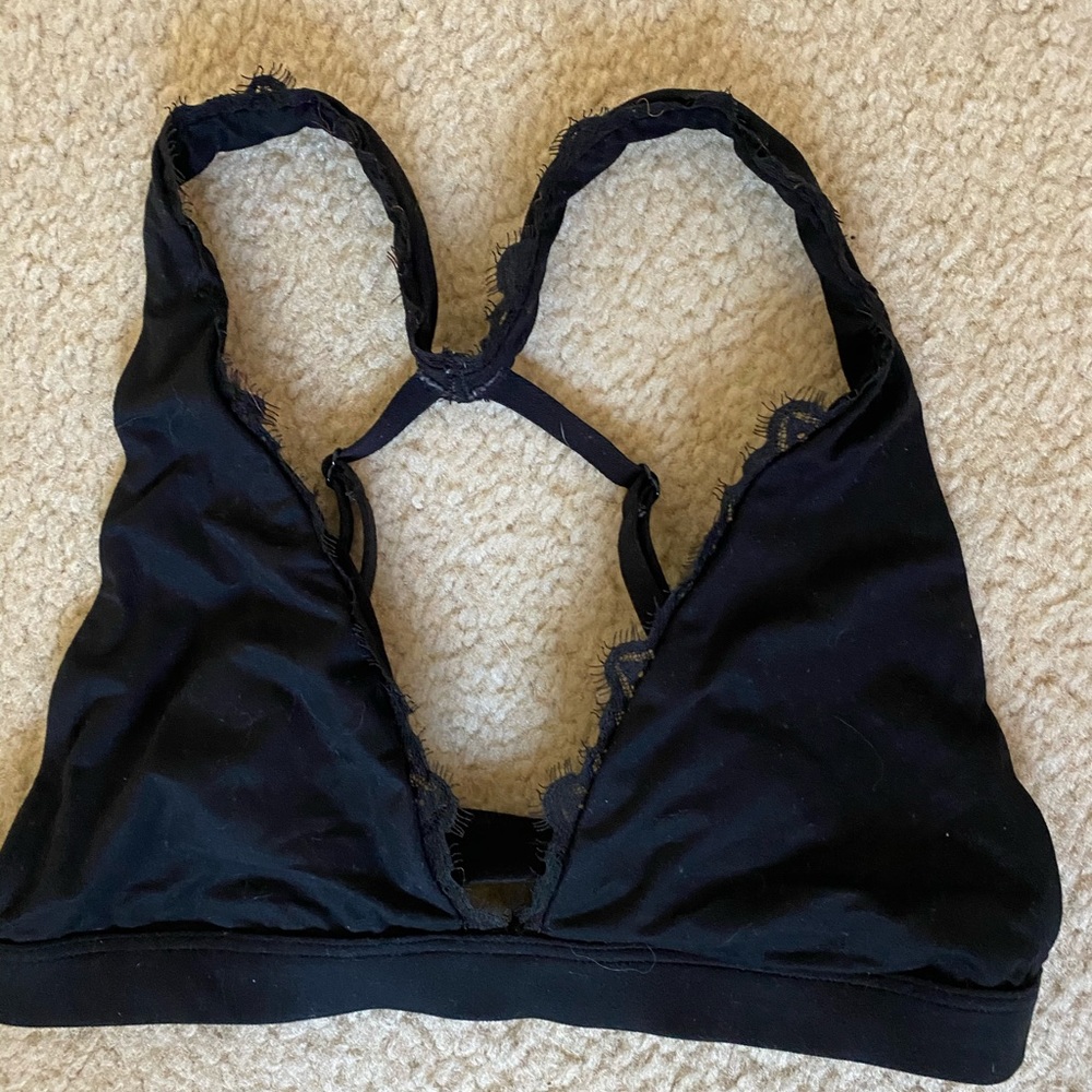 PINK VS BLACK BRALETTE